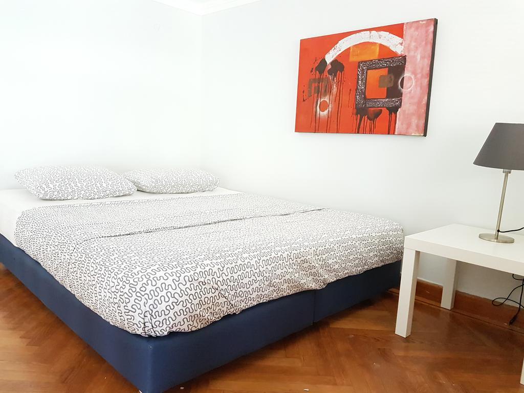 דירות Errathens Pine Red And Taupe - Athens Center מראה חיצוני תמונה
