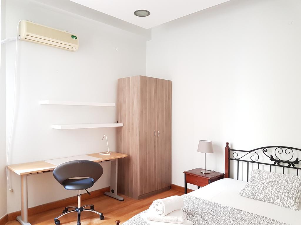 דירות Errathens Pine Red And Taupe - Athens Center מראה חיצוני תמונה