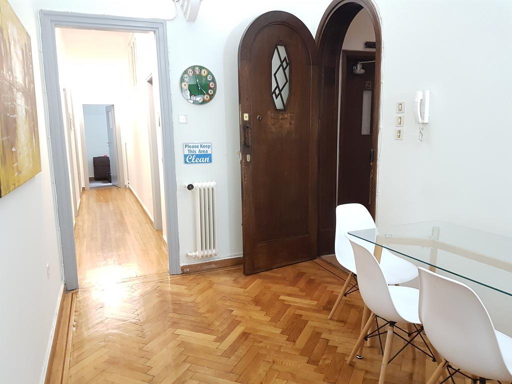 דירות Errathens Pine Red And Taupe - Athens Center מראה חיצוני תמונה