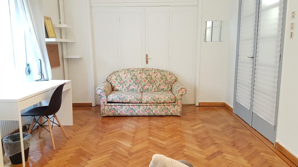 דירות Errathens Pine Red And Taupe - Athens Center מראה חיצוני תמונה